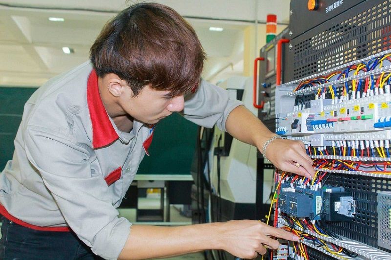 Những tiêu chí cốt lõi giúp bạn chọn đúng ngành học Cao đẳng